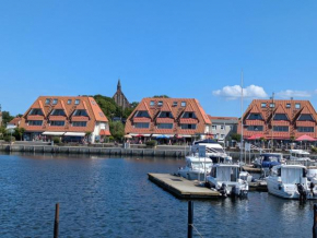 Ferienwohnung An de Waterkant Wiek Wiek Auf Rügen 